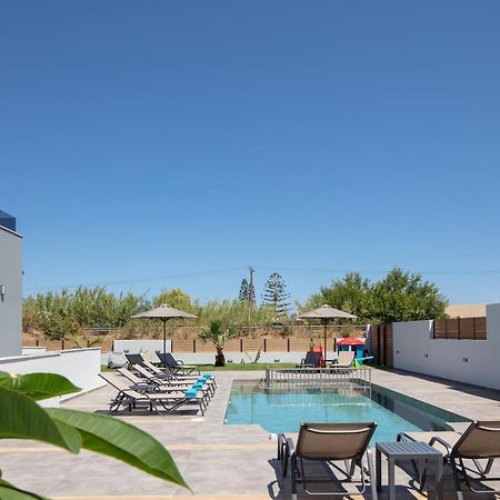 Sunnyside Villas, Ideal For Vibrant Stays,By Thinkvilla Pigianos Kampos  Exteriör bild