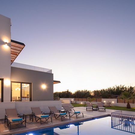Sunnyside Villas, Ideal For Vibrant Stays,By Thinkvilla Pigianos Kampos  Exteriör bild