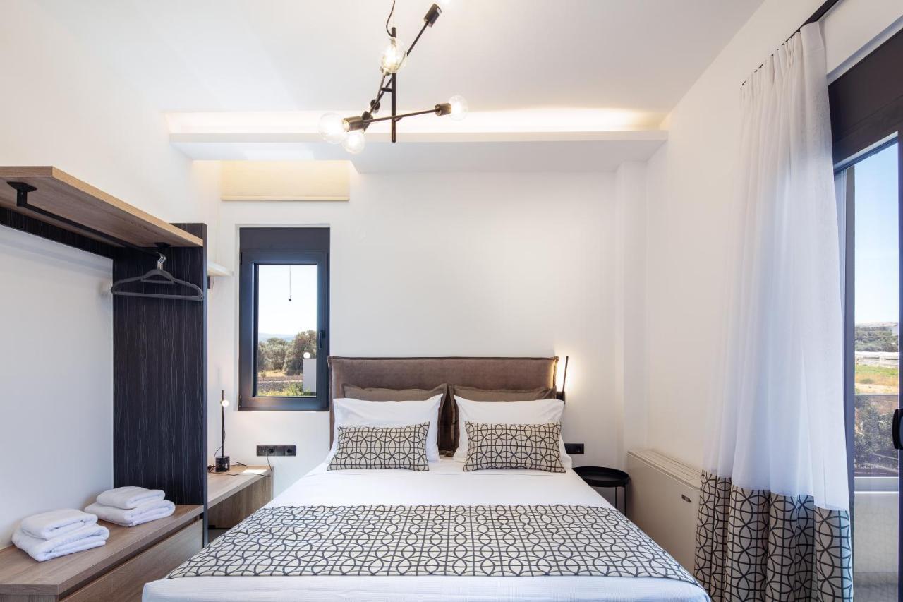Sunnyside Villas, Ideal For Vibrant Stays,By Thinkvilla Pigianos Kampos  Exteriör bild