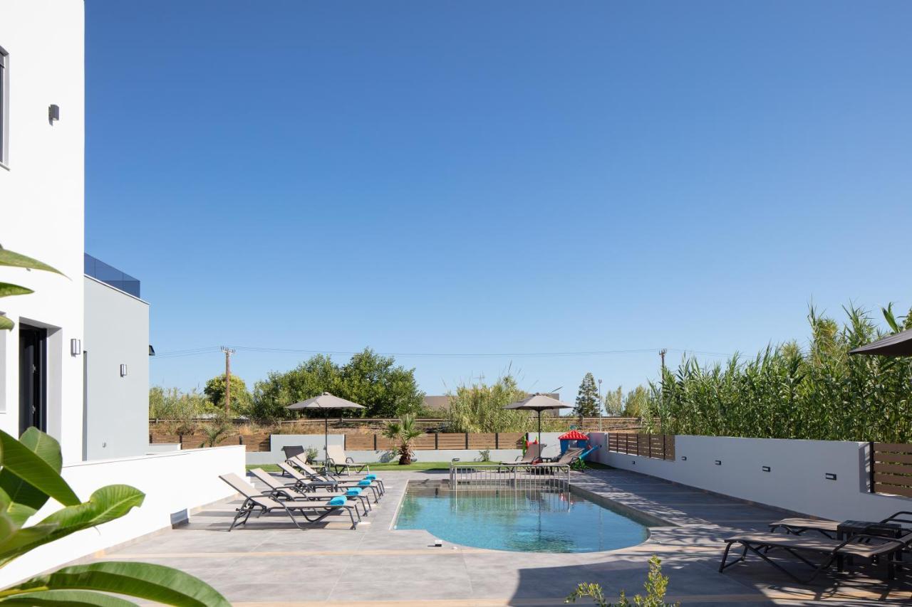 Sunnyside Villas, Ideal For Vibrant Stays,By Thinkvilla Pigianos Kampos  Exteriör bild