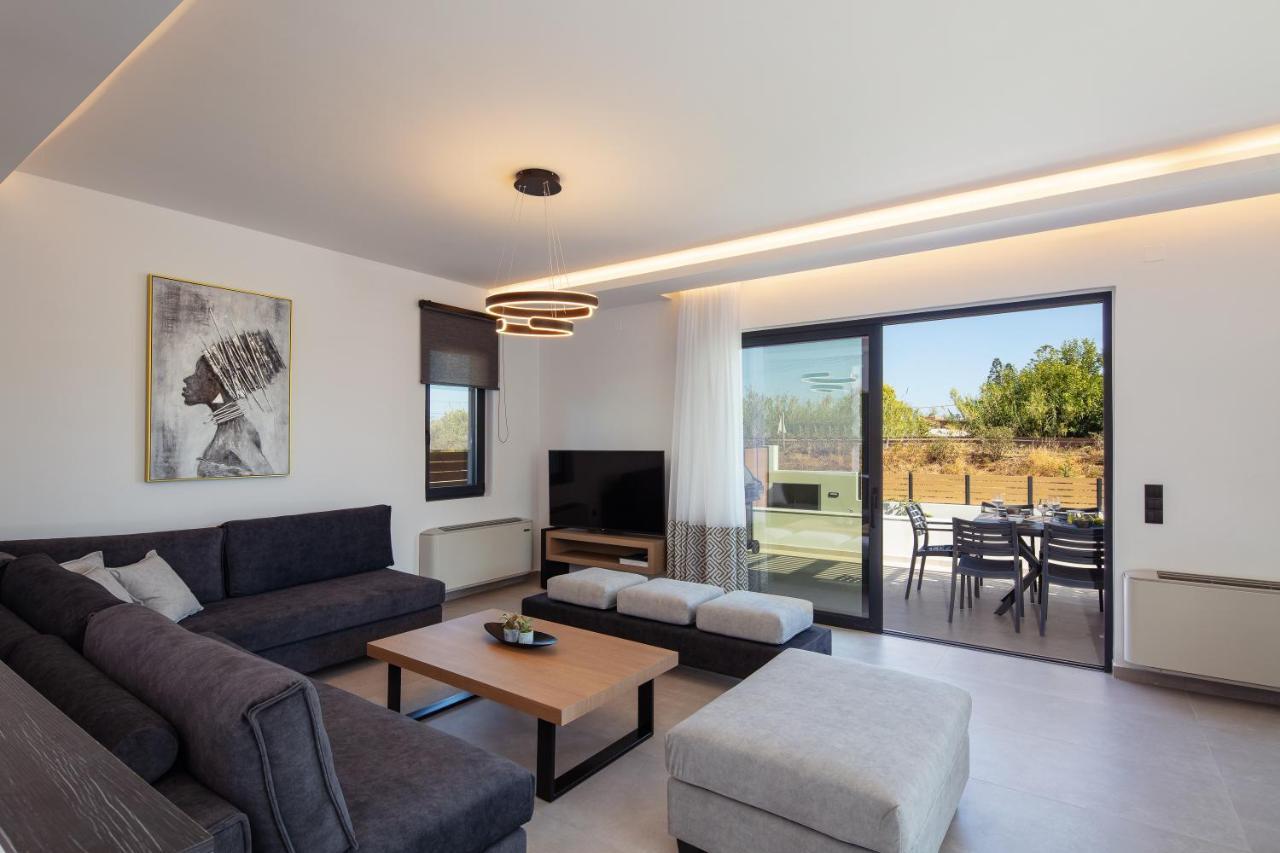 Sunnyside Villas, Ideal For Vibrant Stays,By Thinkvilla Pigianos Kampos  Exteriör bild